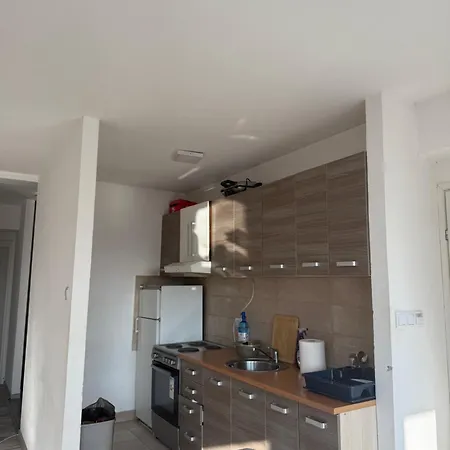 Apartman Layali